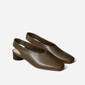 Everlane Leather Slingback Heels in olive green